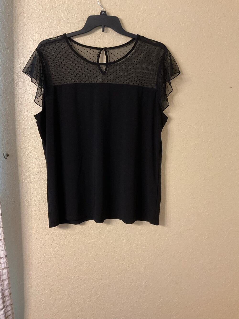 Anne Klein Plus Size 2X Swiss Dot Mesh Blouse Black EUC Mixed Media Cap Sleeve